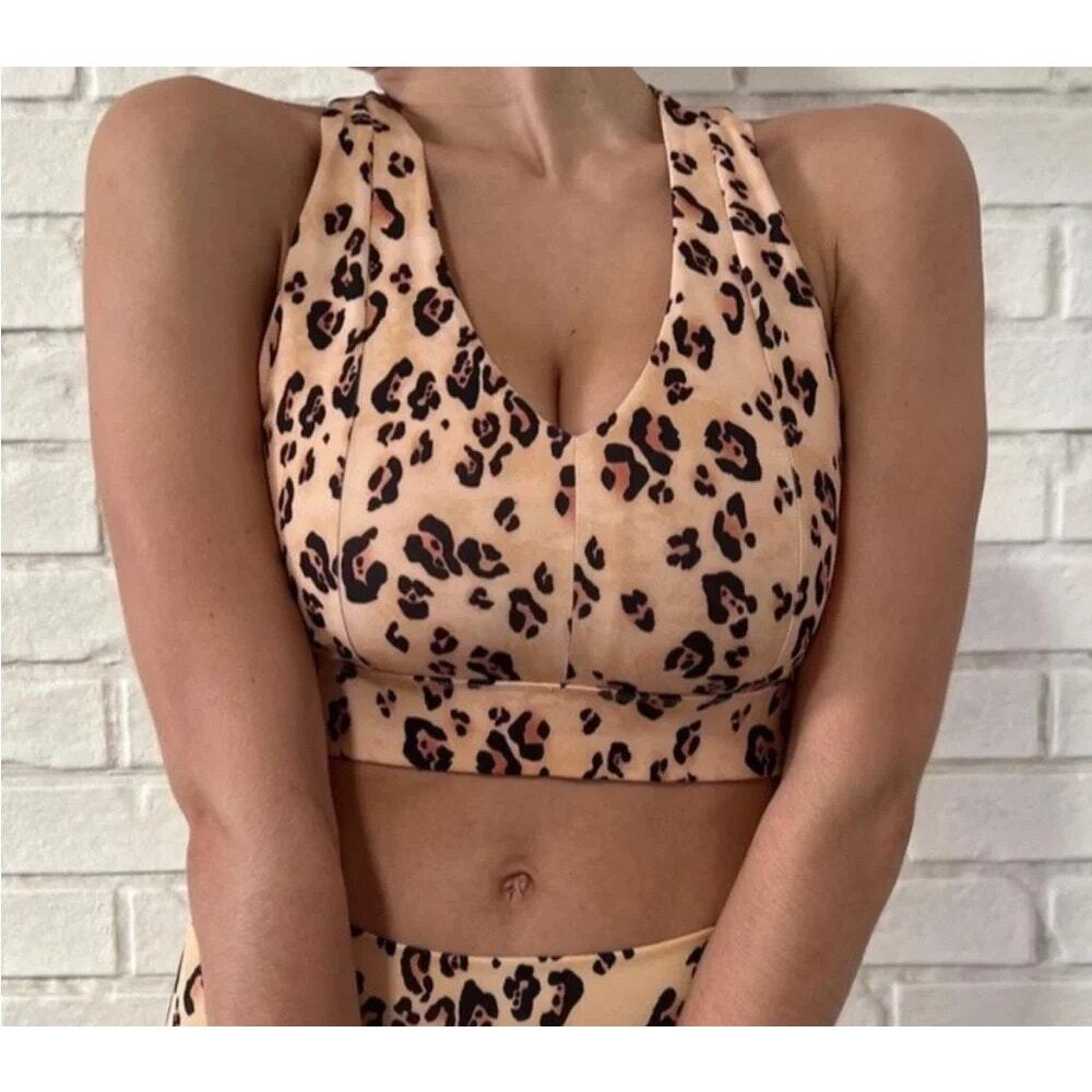 Fabletics Mila Midi On the Go Medium Impact Desert Leopard Sports Bra Size XXS